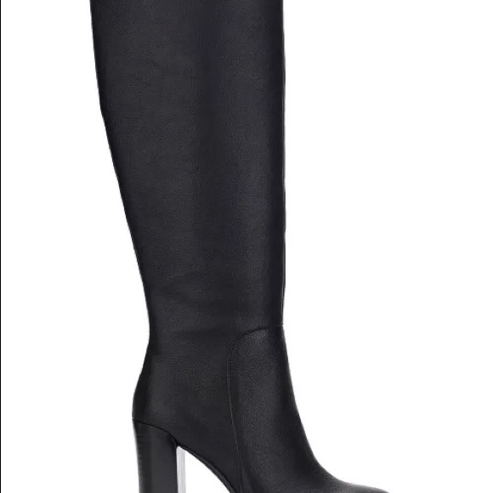 Kenneth Cole Women's Tall, chunky heel boot.